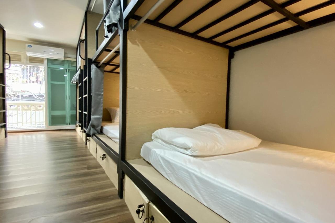 בנגקוק Forgotten Hostel Silom מראה חיצוני תמונה