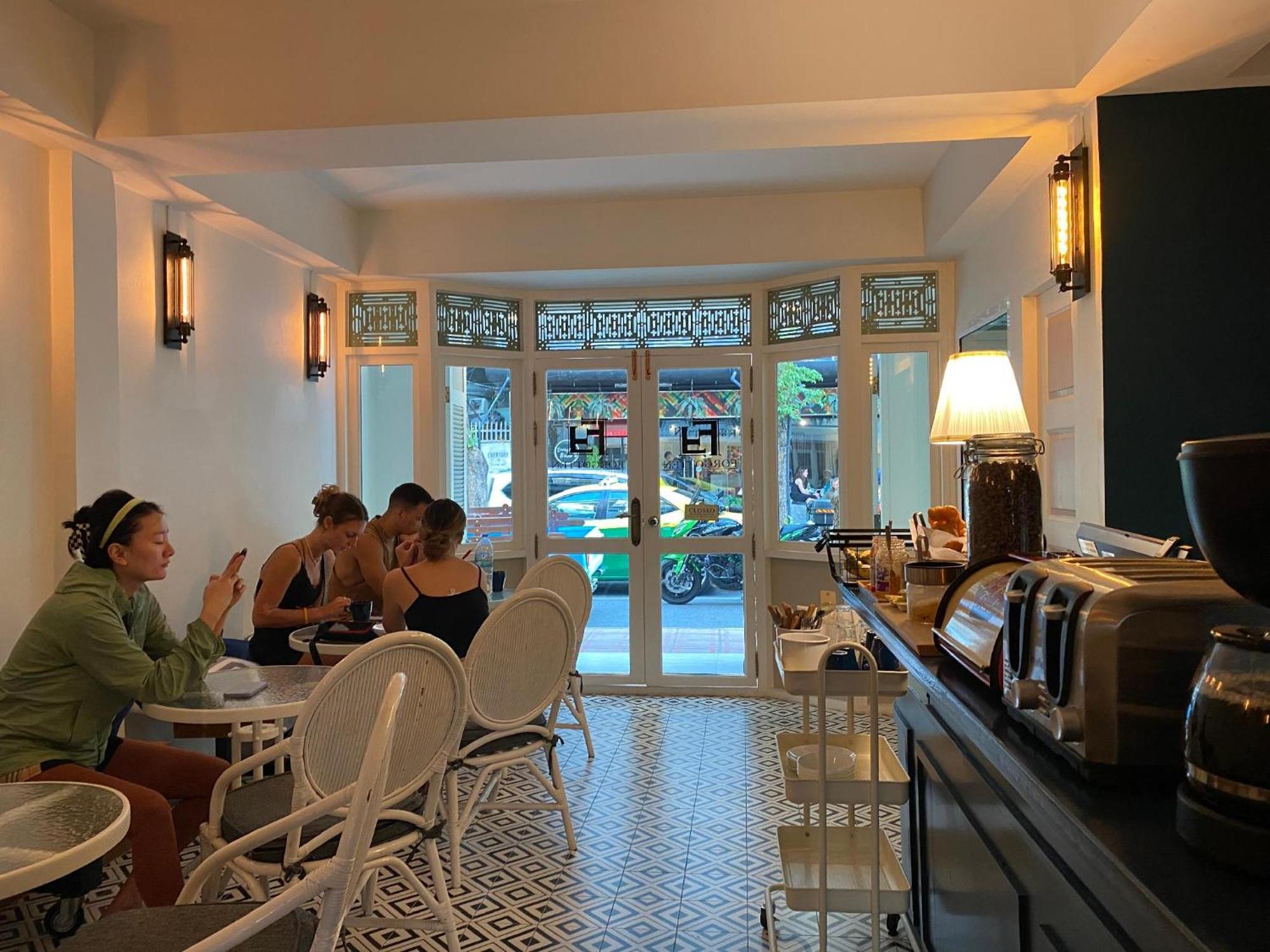 בנגקוק Forgotten Hostel Silom מראה חיצוני תמונה